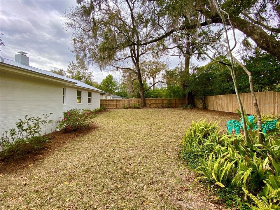 待售: $499,000 (3 贝兹, 1 浴室, 992 平方英尺)