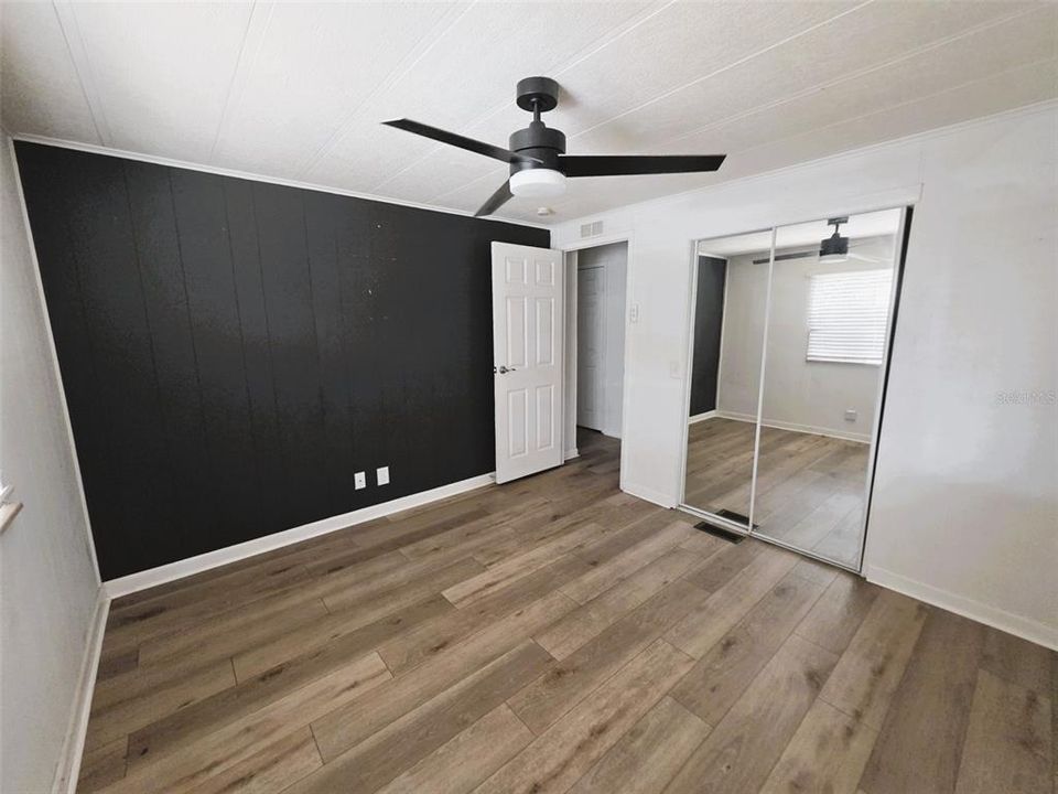 Active With Contract: $239,900 (3 beds, 2 baths, 1616 Square Feet)