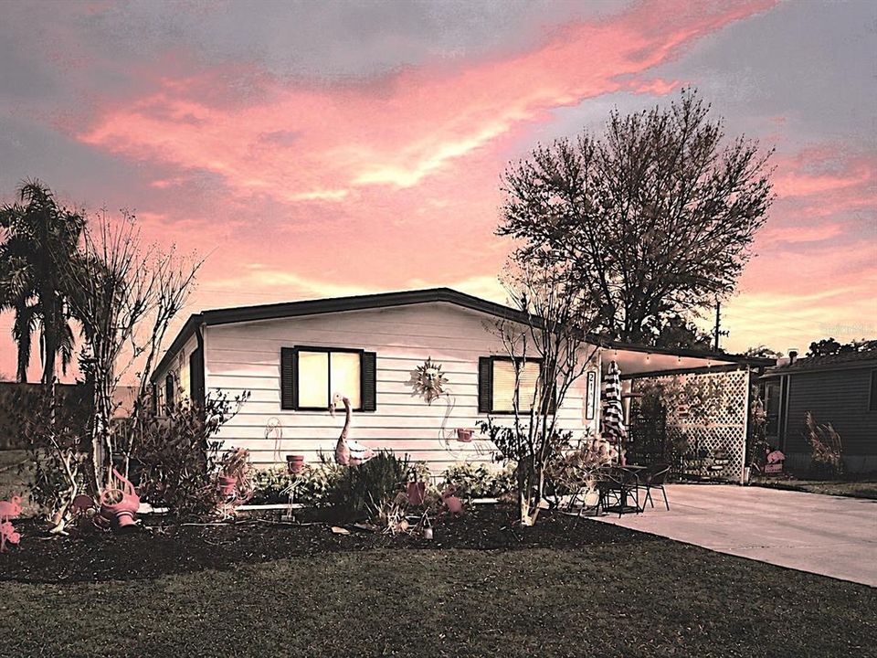 Active With Contract: $239,900 (3 beds, 2 baths, 1616 Square Feet)