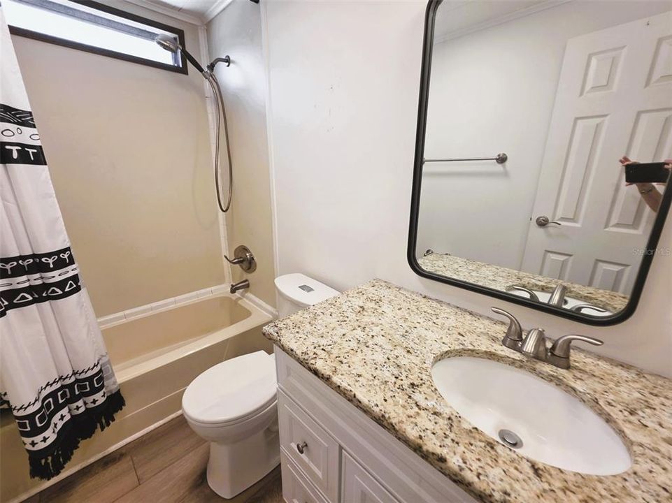 Active With Contract: $239,900 (3 beds, 2 baths, 1616 Square Feet)