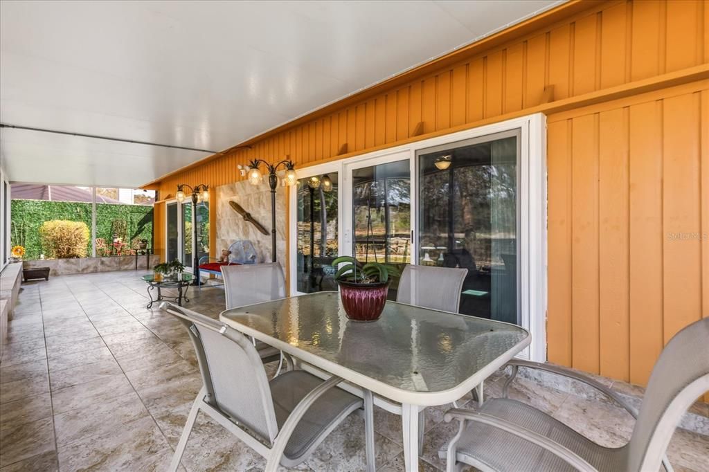 En Venta: $329,000 (3 camas, 2 baños, 2462 Pies cuadrados)