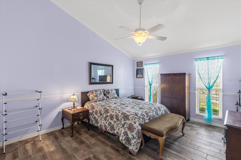 En Venta: $329,000 (3 camas, 2 baños, 2462 Pies cuadrados)