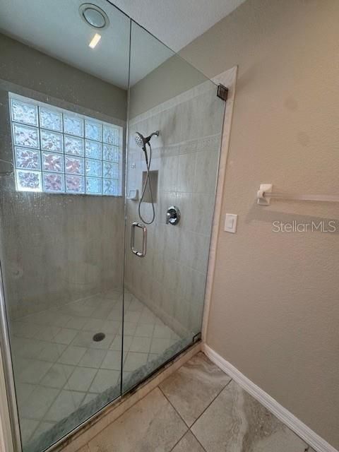 En Renta: $3,900 (3 camas, 2 baños, 2008 Pies cuadrados)