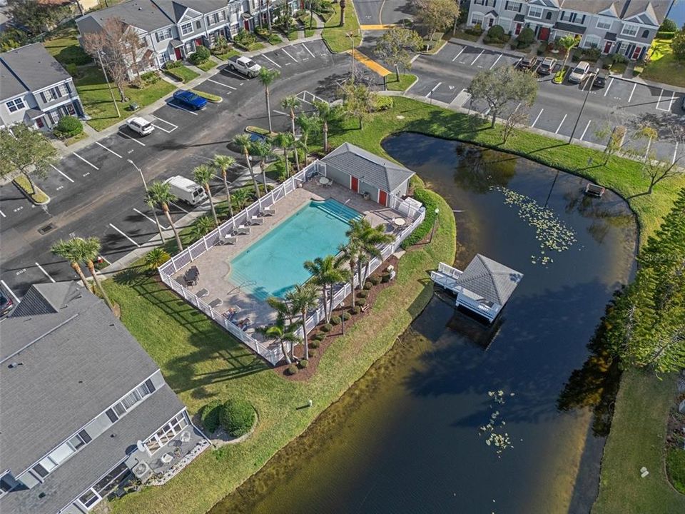 Activo con contrato: $246,000 (2 camas, 1 baños, 1105 Pies cuadrados)