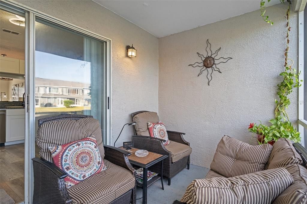 Activo con contrato: $246,000 (2 camas, 1 baños, 1105 Pies cuadrados)