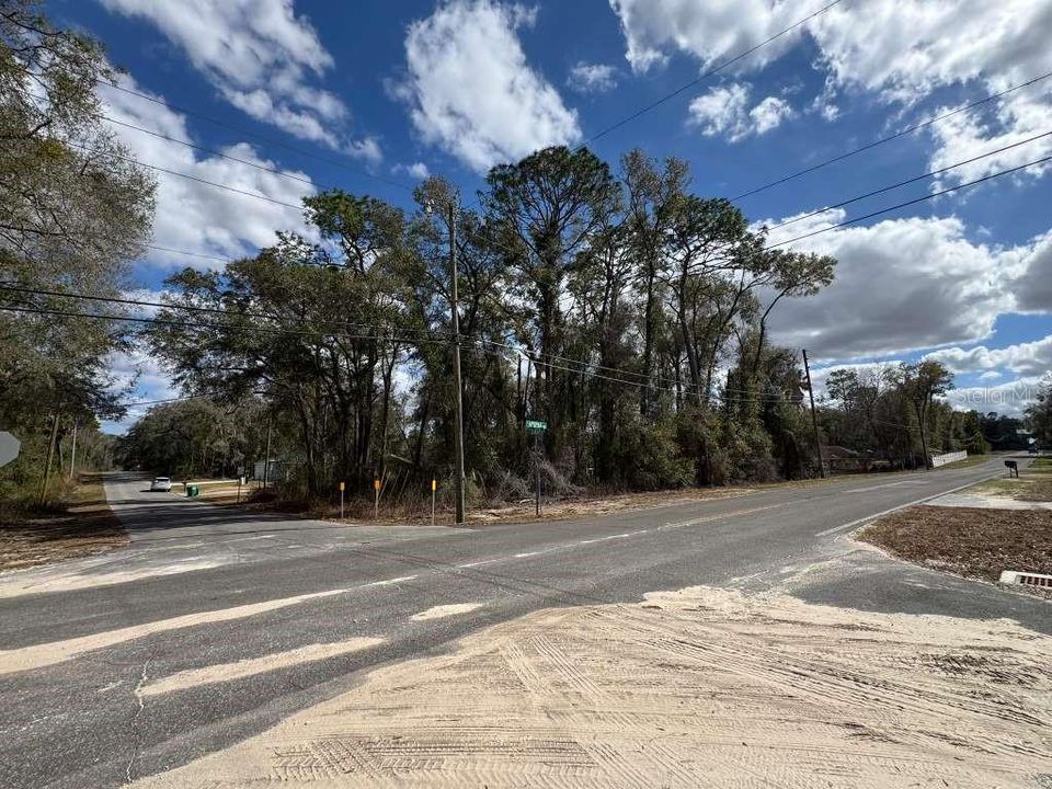 待售: $28,990 (0.27 acres)