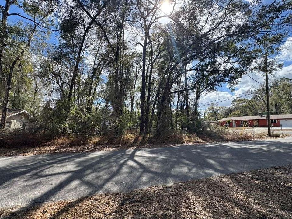 待售: $28,990 (0.27 acres)