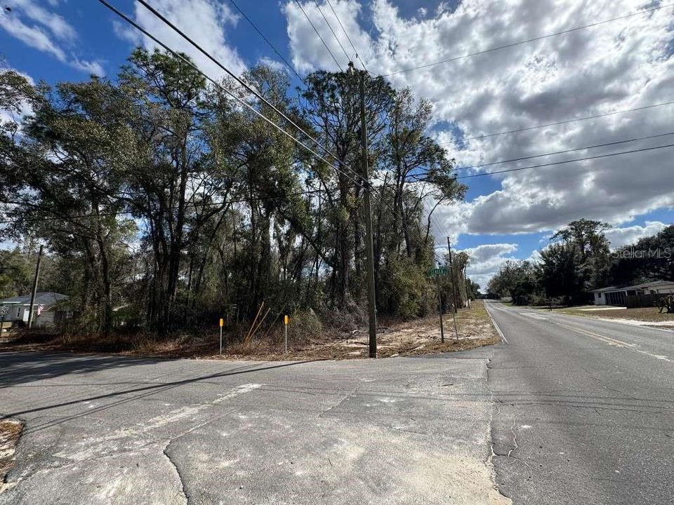 待售: $28,990 (0.27 acres)