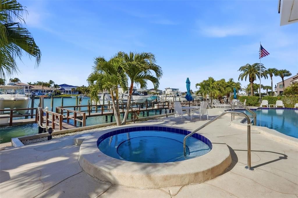 En Venta: $924,000 (2 camas, 2 baños, 1620 Pies cuadrados)