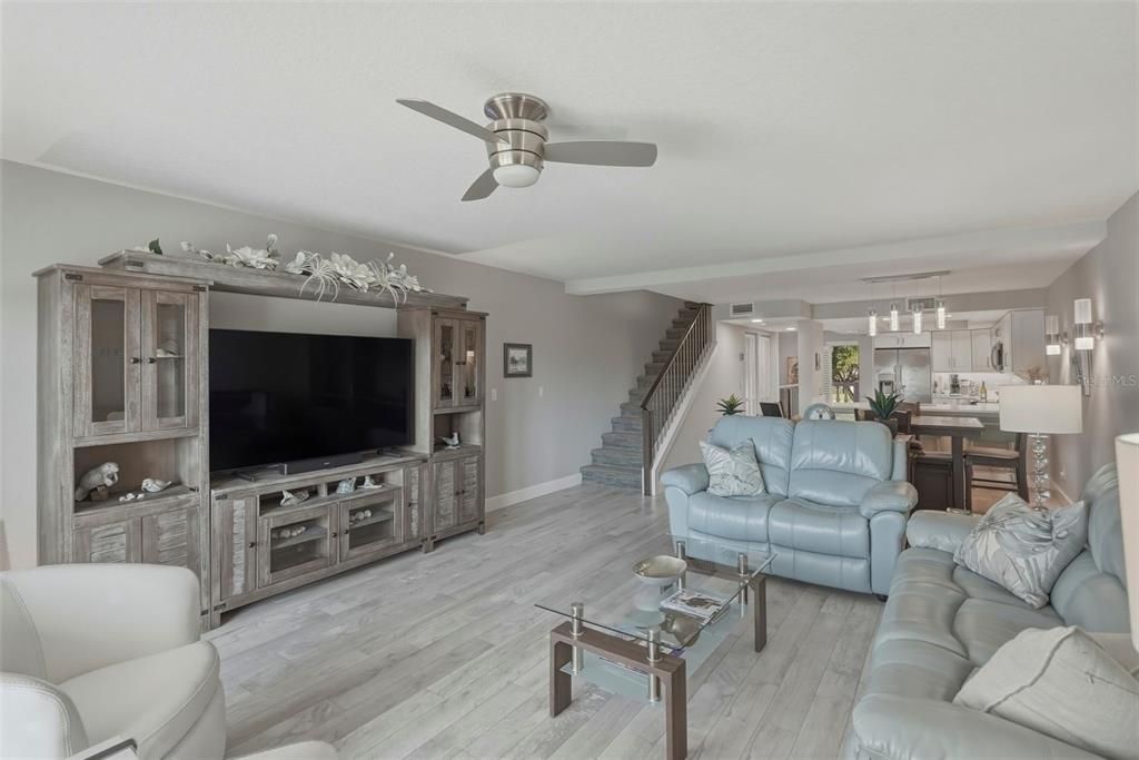En Venta: $924,000 (2 camas, 2 baños, 1620 Pies cuadrados)