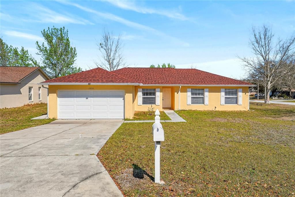 Activo con contrato: $359,900 (3 camas, 2 baños, 1466 Pies cuadrados)