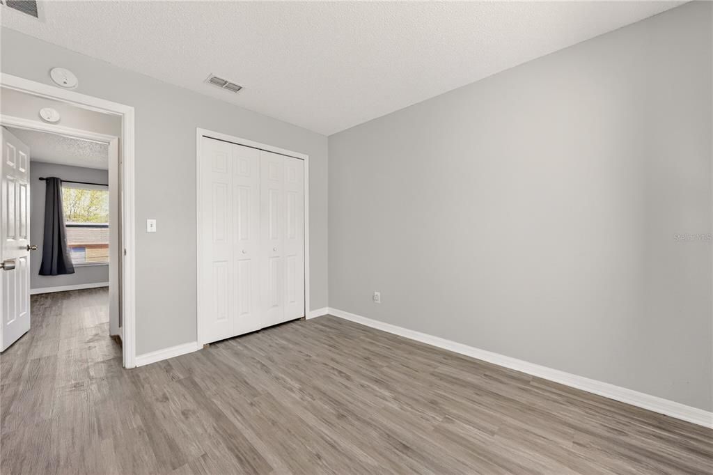 Activo con contrato: $359,900 (3 camas, 2 baños, 1466 Pies cuadrados)