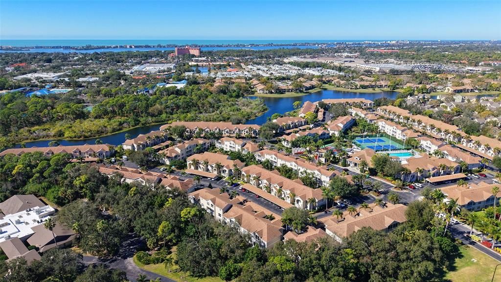 Activo con contrato: $269,900 (2 camas, 2 baños, 1068 Pies cuadrados)