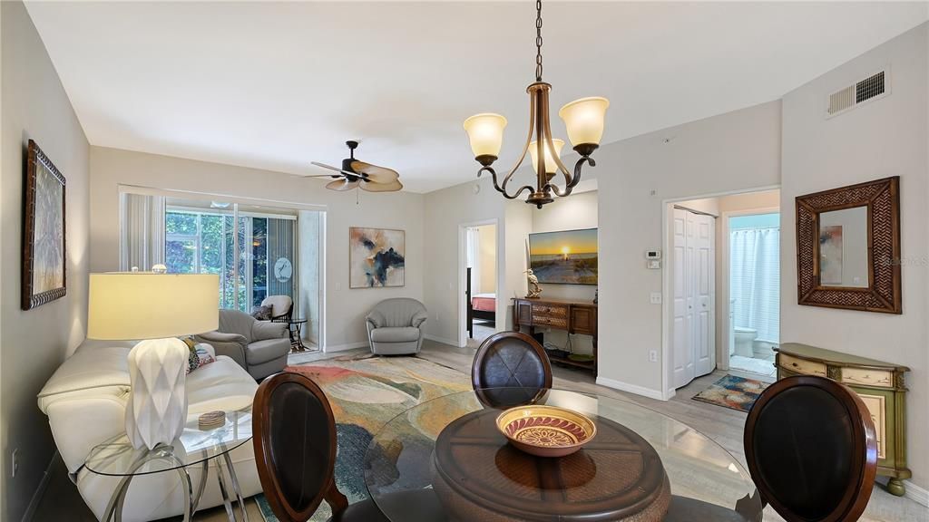 Activo con contrato: $269,900 (2 camas, 2 baños, 1068 Pies cuadrados)