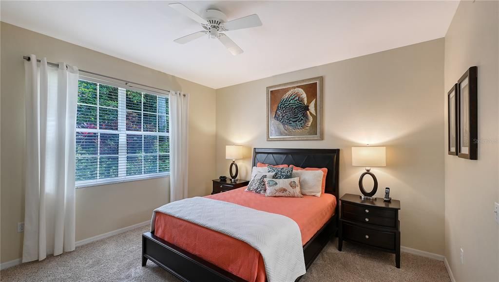 Activo con contrato: $269,900 (2 camas, 2 baños, 1068 Pies cuadrados)