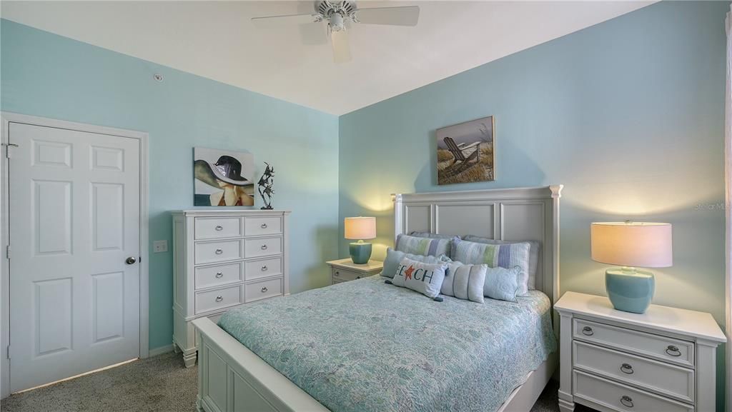 Activo con contrato: $269,900 (2 camas, 2 baños, 1068 Pies cuadrados)