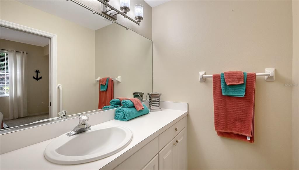 Activo con contrato: $269,900 (2 camas, 2 baños, 1068 Pies cuadrados)