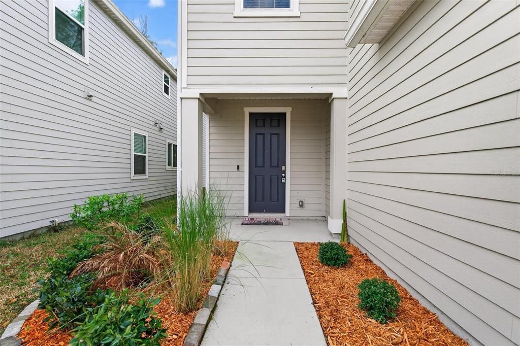 For Sale: $335,000 (3 beds, 2 baths, 1877 Square Feet)