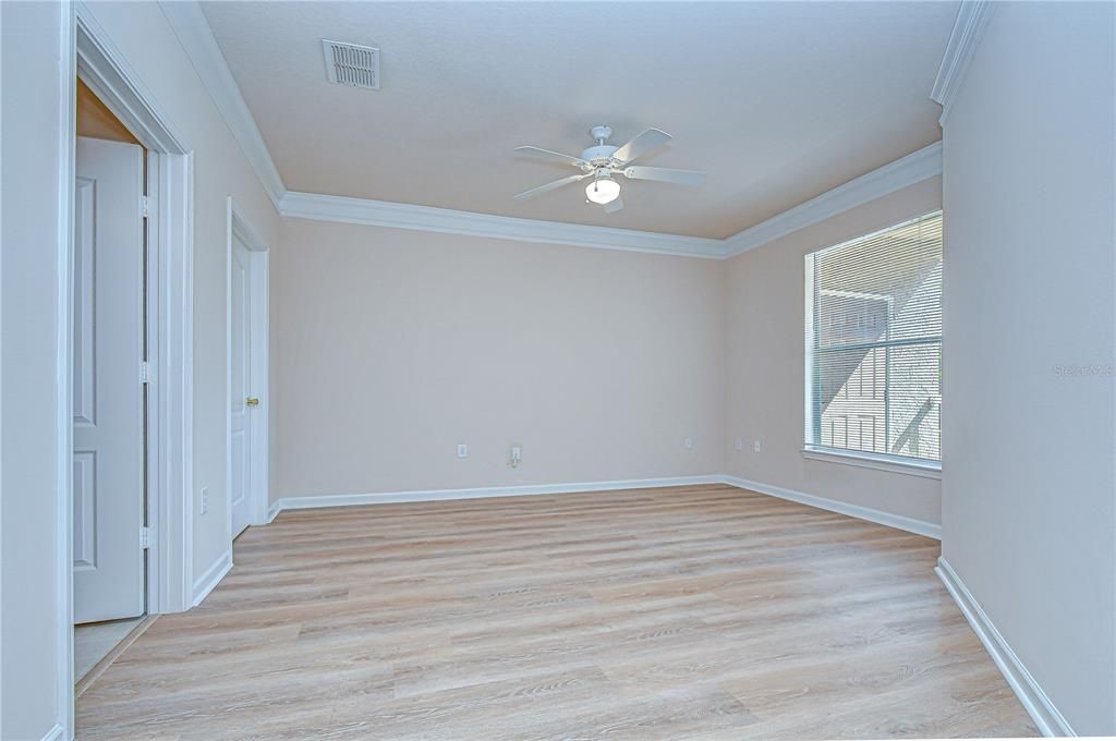 For Sale: $175,000 (3 beds, 2 baths, 1476 Square Feet)