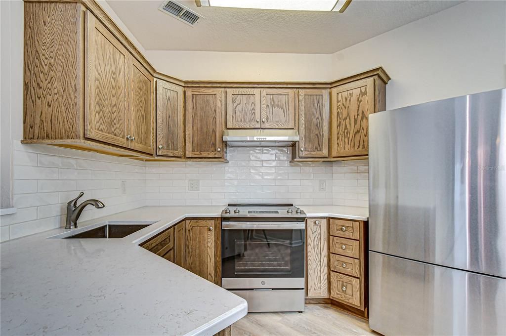 For Sale: $175,000 (3 beds, 2 baths, 1476 Square Feet)