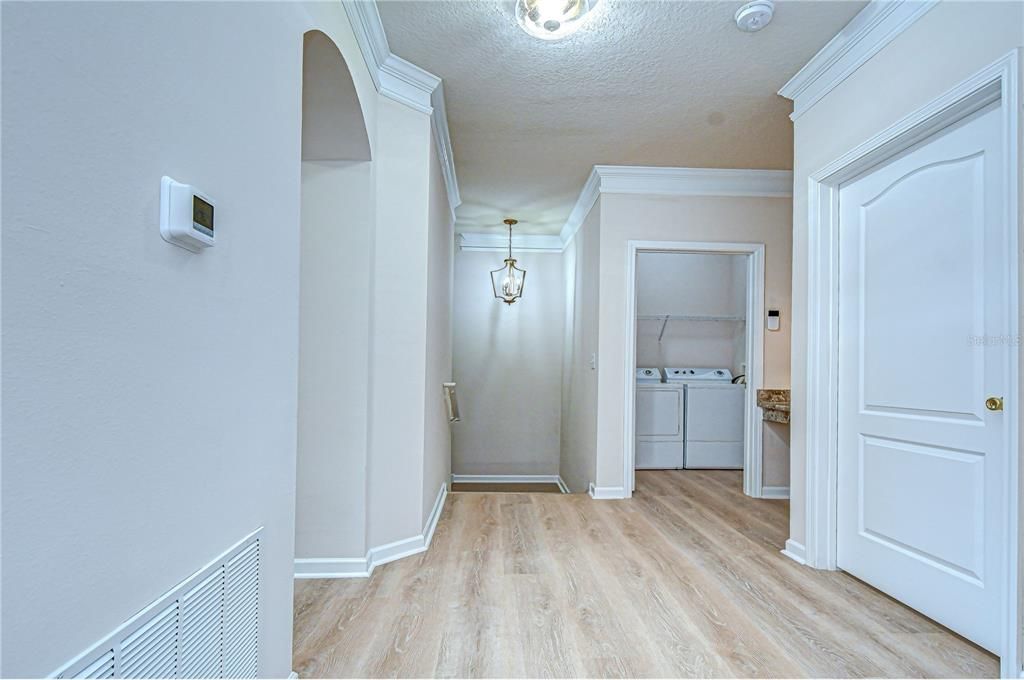For Sale: $175,000 (3 beds, 2 baths, 1476 Square Feet)
