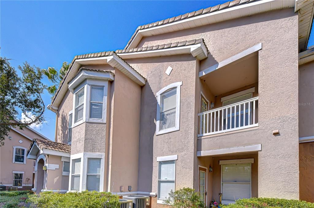 For Sale: $175,000 (3 beds, 2 baths, 1476 Square Feet)