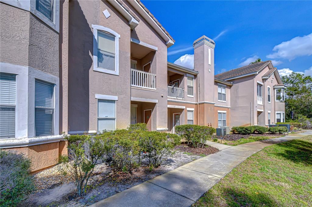 For Sale: $175,000 (3 beds, 2 baths, 1476 Square Feet)