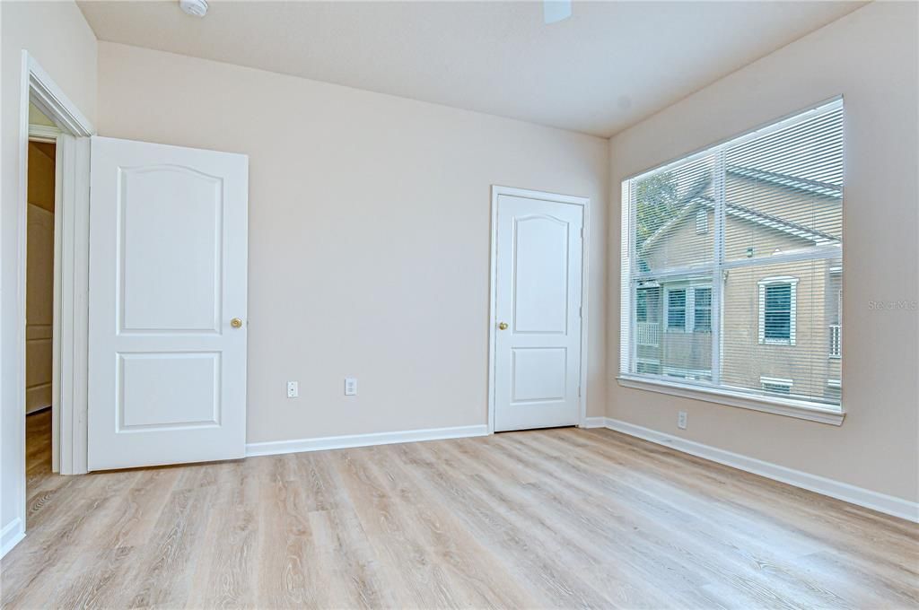 For Sale: $175,000 (3 beds, 2 baths, 1476 Square Feet)