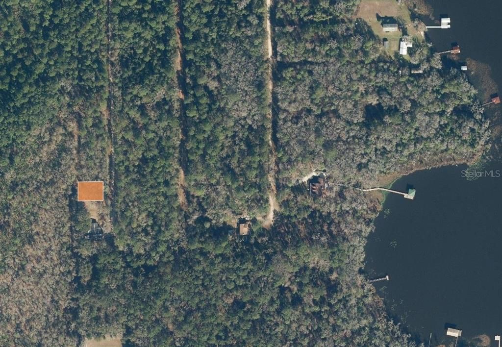 На продажу: $7,750 (0.17 acres)