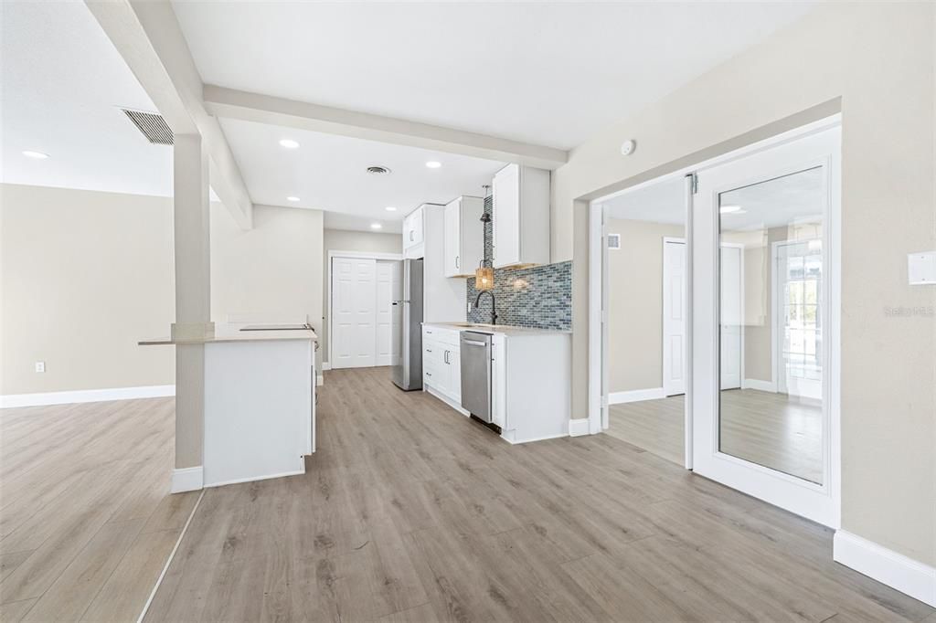 En Venta: $292,500 (3 camas, 2 baños, 1854 Pies cuadrados)