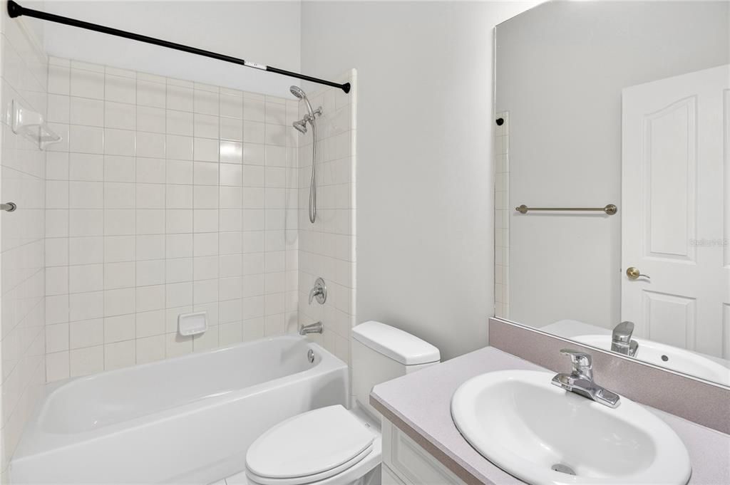 Под контрактом: $550,000 (4 спален, 3 ванн, 2682 Квадратных фут)