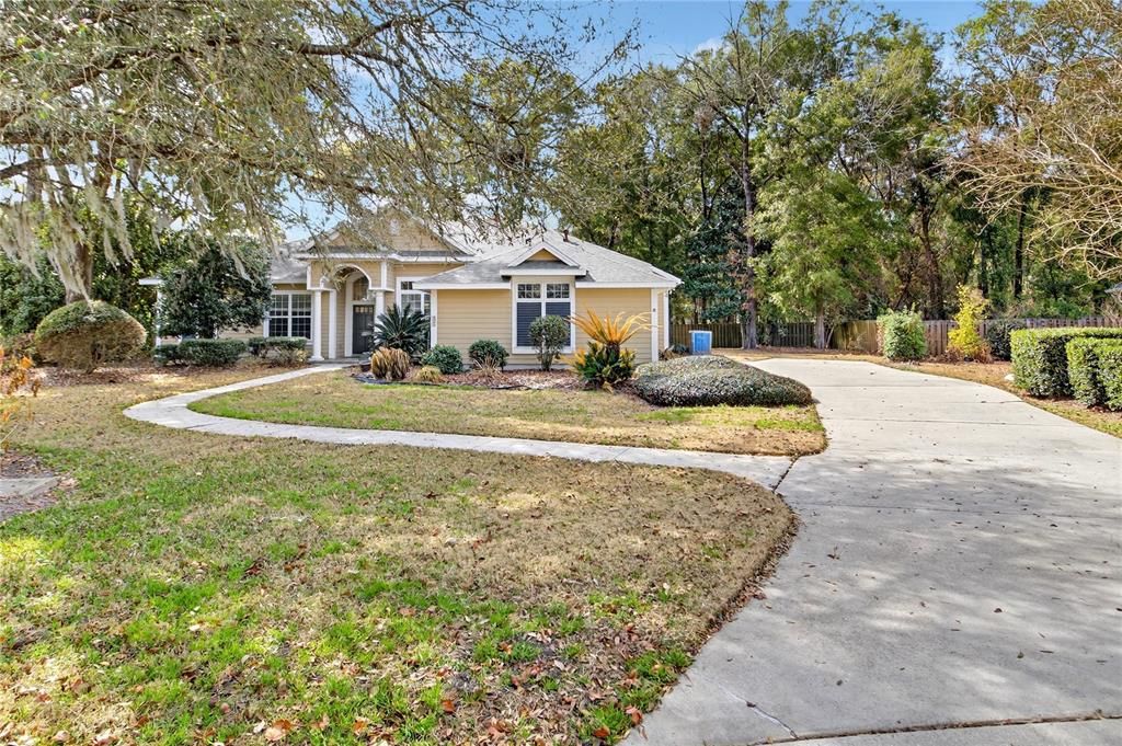 Под контрактом: $550,000 (4 спален, 3 ванн, 2682 Квадратных фут)