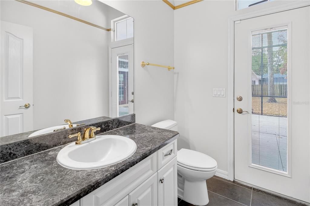 Под контрактом: $550,000 (4 спален, 3 ванн, 2682 Квадратных фут)