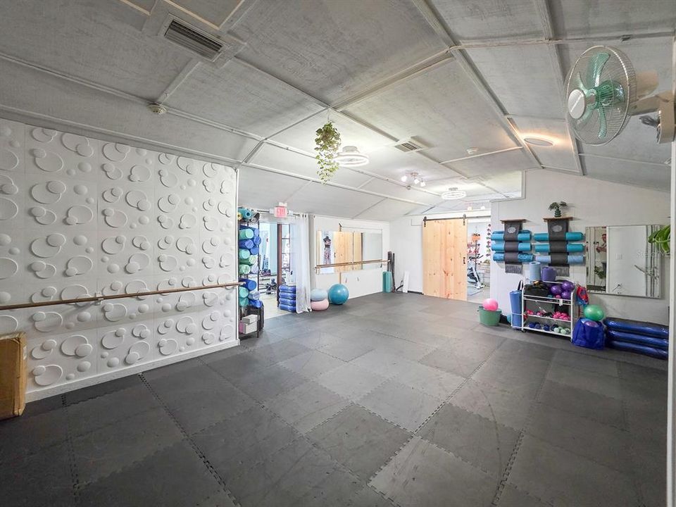 На продажу: $1,350,000 (0 спален, 0 ванн, 3080 Квадратных фут)