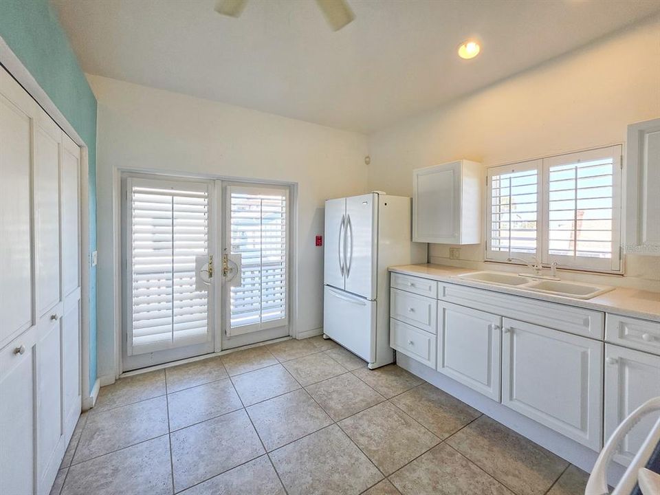 На продажу: $1,350,000 (0 спален, 0 ванн, 3080 Квадратных фут)