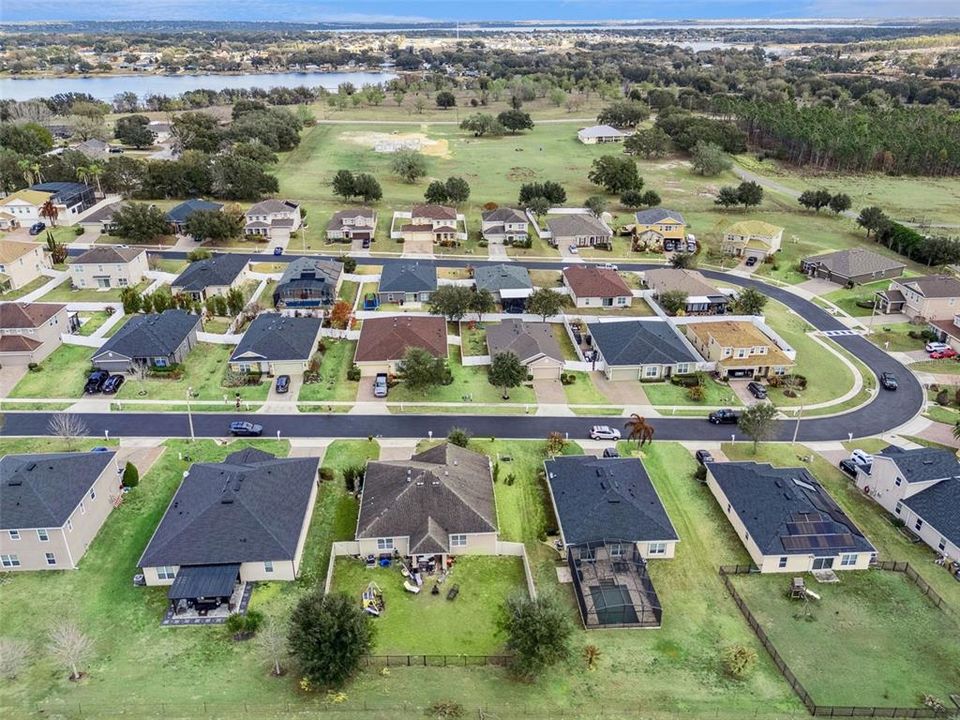 En Venta: $400,000 (4 camas, 2 baños, 2018 Pies cuadrados)