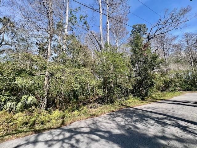 合同活跃: $85,000 (2.41 acres)