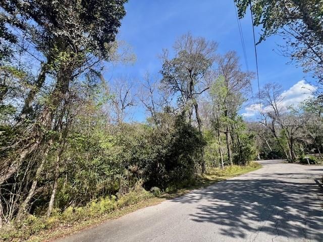 合同活跃: $85,000 (2.41 acres)