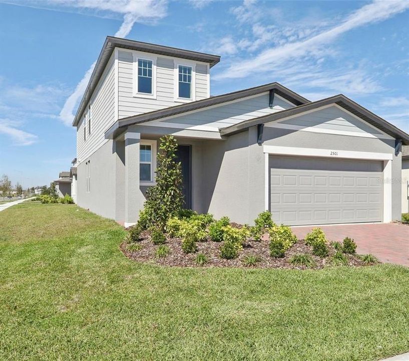 Active With Contract: $2,250 (4 beds, 3 baths, 2320 Square Feet)