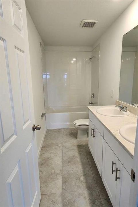 Active With Contract: $2,250 (4 beds, 3 baths, 2320 Square Feet)