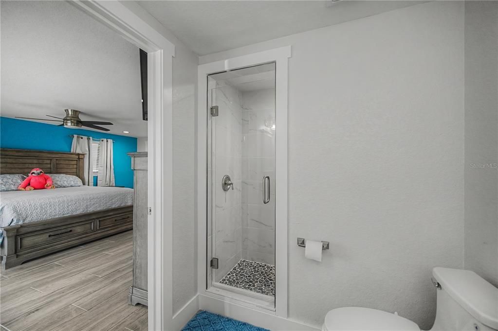 En Venta: $879,900 (4 camas, 2 baños, 2822 Pies cuadrados)