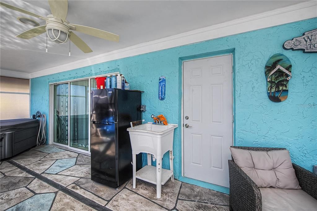 En Venta: $879,900 (4 camas, 2 baños, 2822 Pies cuadrados)