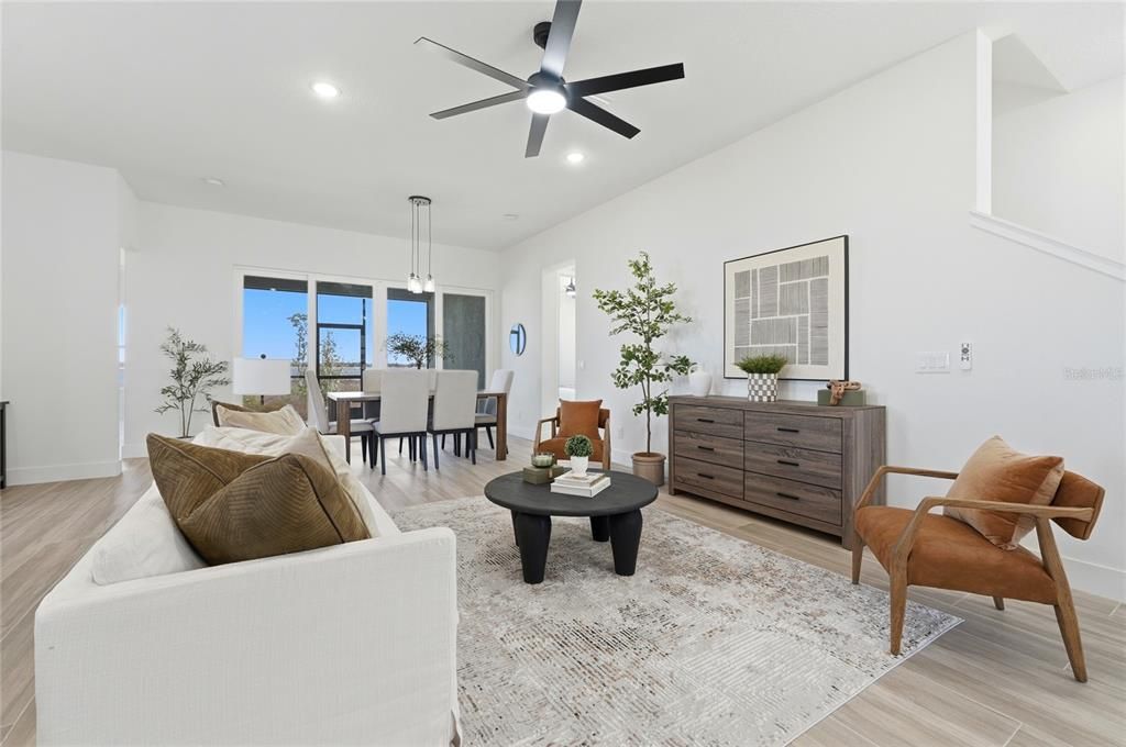En Venta: $744,900 (4 camas, 3 baños, 2780 Pies cuadrados)