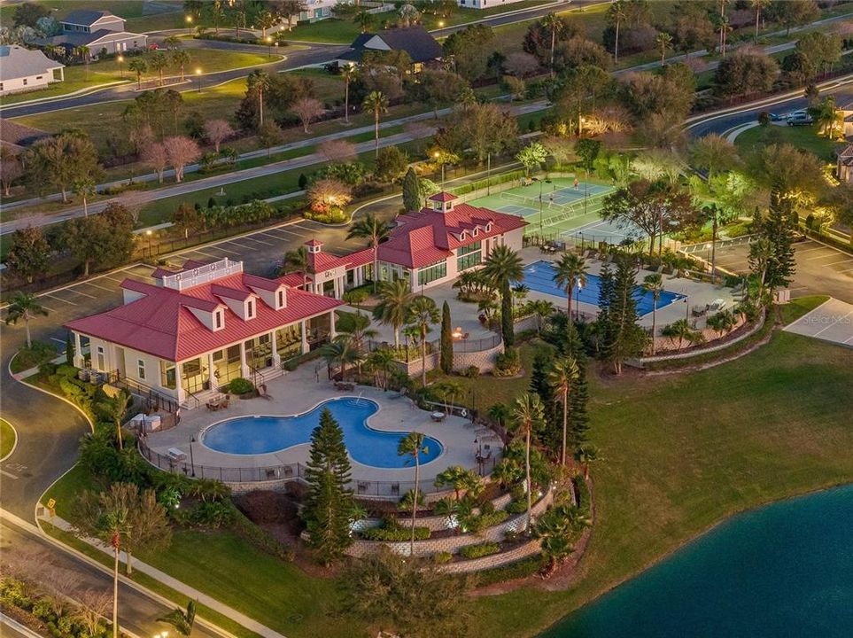 En Venta: $744,900 (4 camas, 3 baños, 2780 Pies cuadrados)