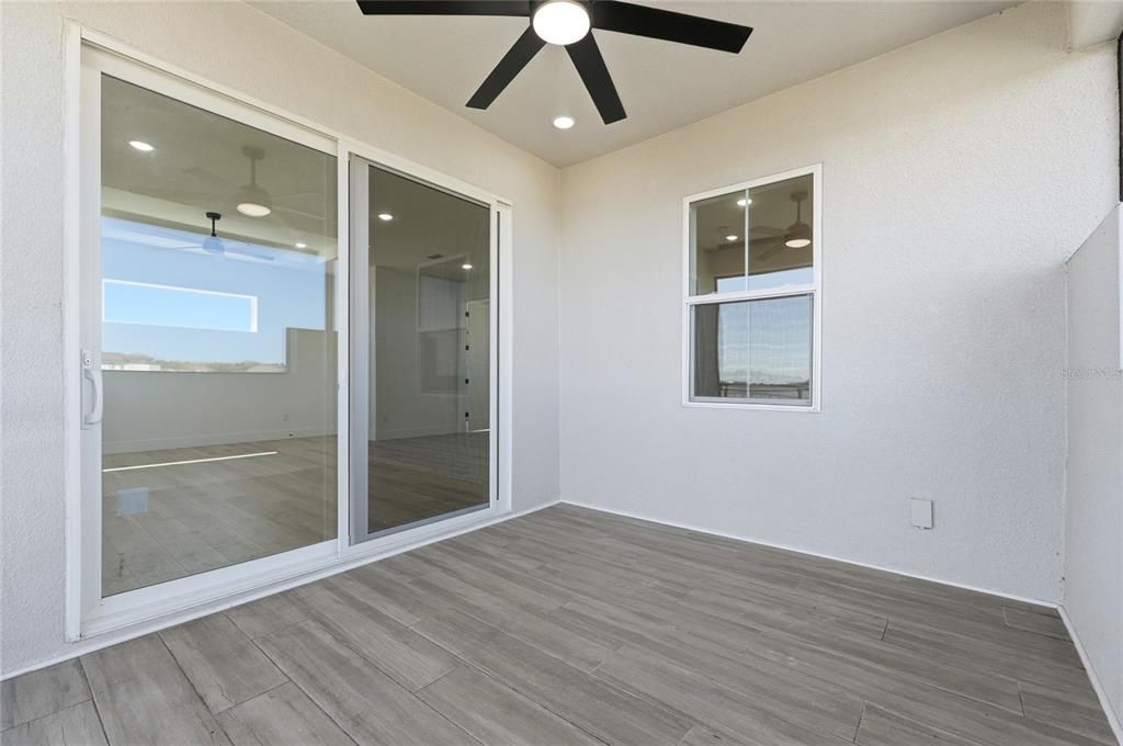 En Venta: $744,900 (4 camas, 3 baños, 2780 Pies cuadrados)