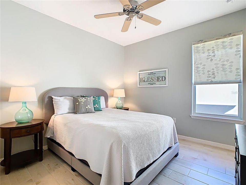Active With Contract: $460,000 (2 beds, 2 baths, 1705 Square Feet)