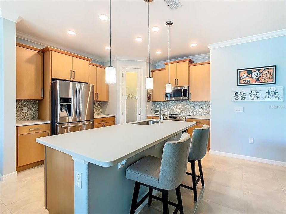 Active With Contract: $460,000 (2 beds, 2 baths, 1705 Square Feet)