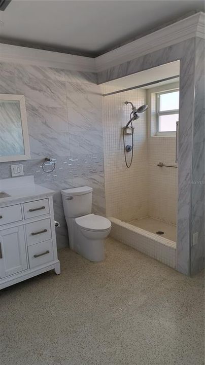 For Rent: $3,200 (3 beds, 2 baths, 1947 Square Feet)