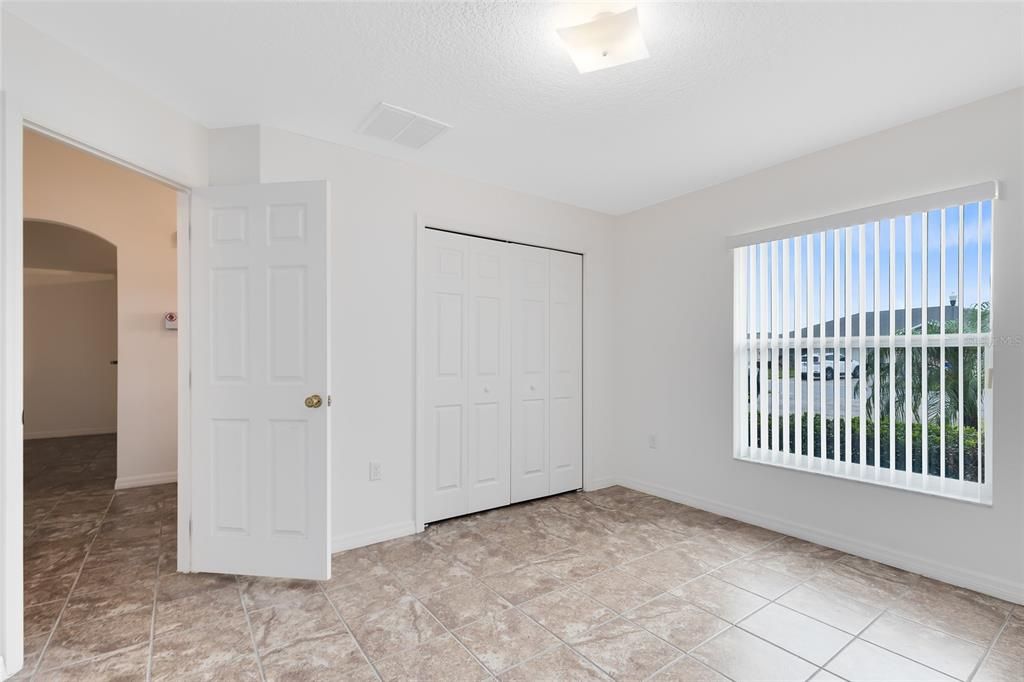 Activo con contrato: $279,900 (2 camas, 2 baños, 1249 Pies cuadrados)