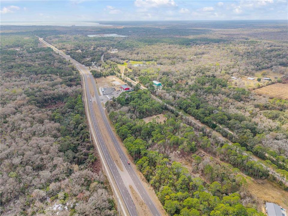 На продажу: $299,000 (3.94 acres)